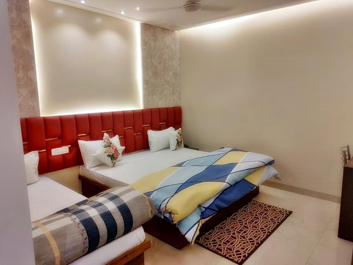 Hotel Luxuria Ludhiana Ngoại thất bức ảnh