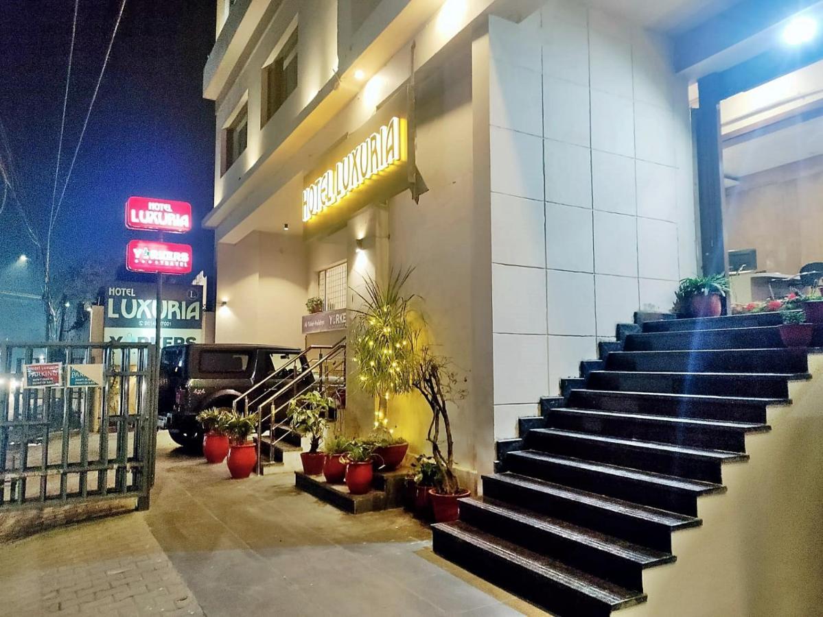Hotel Luxuria Ludhiana Ngoại thất bức ảnh
