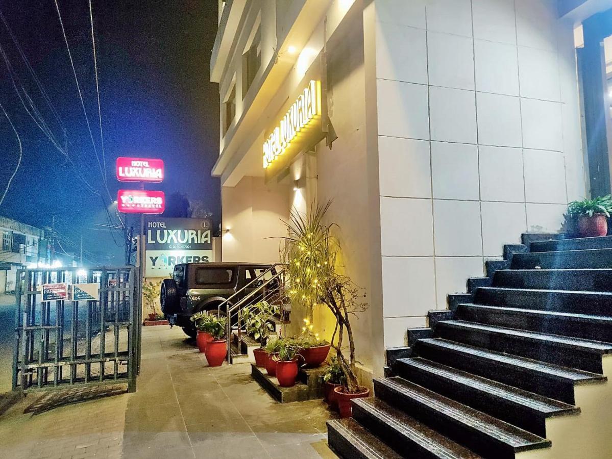 Hotel Luxuria Ludhiana Ngoại thất bức ảnh