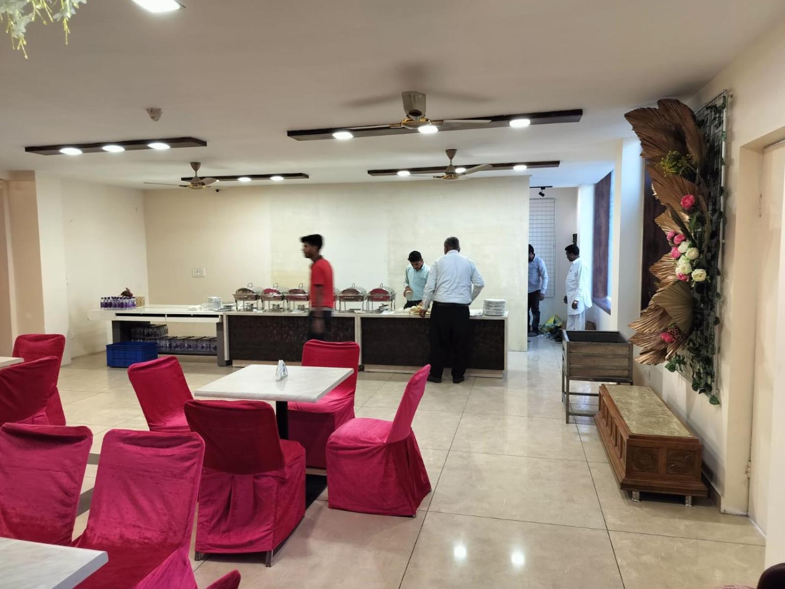 Hotel Luxuria Ludhiana Ngoại thất bức ảnh